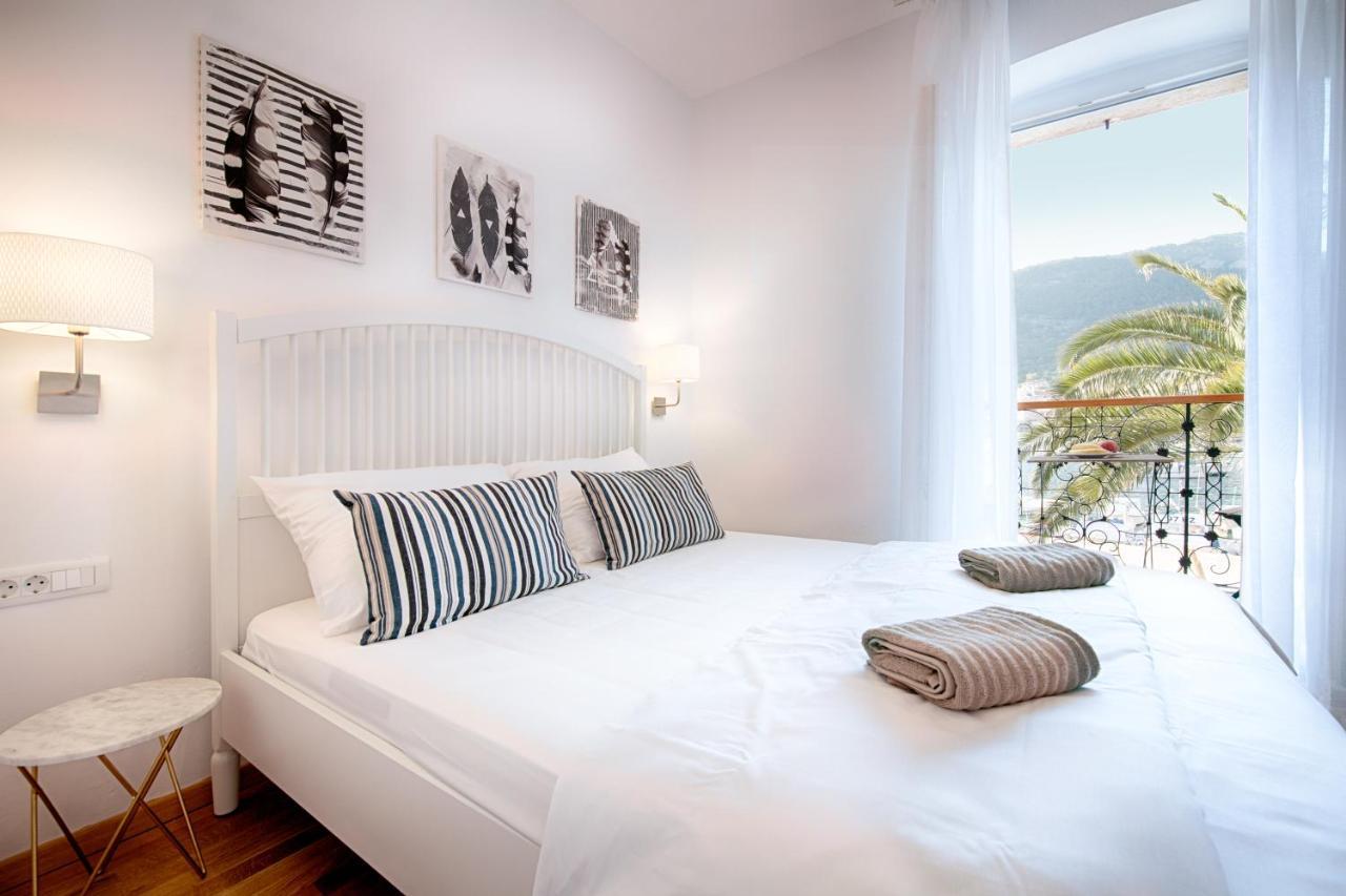 Seafront Rooms Koluna Komiža Eksteriør billede